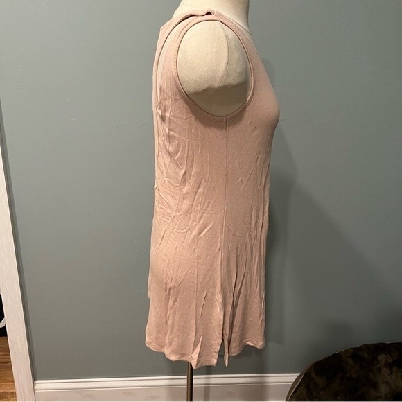 NWT NWT Cable & Gauge Pink Latte Rib Knit Sleeveless Top Size Medium - Picture 4 of 9